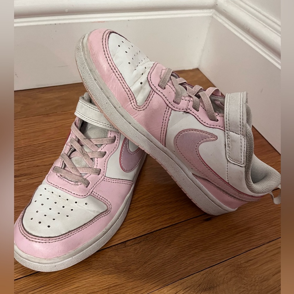 NIKE Pink Court Borough Low Sneakers - Picture 6 of 9